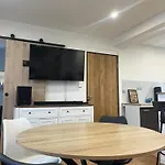 Apartament Renove A Neuf Centre Gare Lestroishorizons *