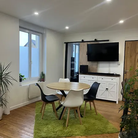 Appartement Rénové à Neuf Centre Gare Lestroishorizons *