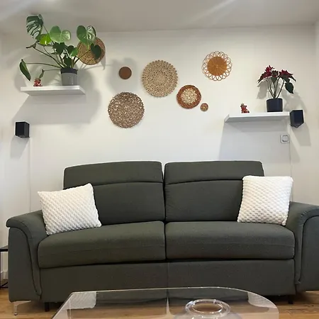 Appartement Rénové à Neuf Centre Gare Lestroishorizons