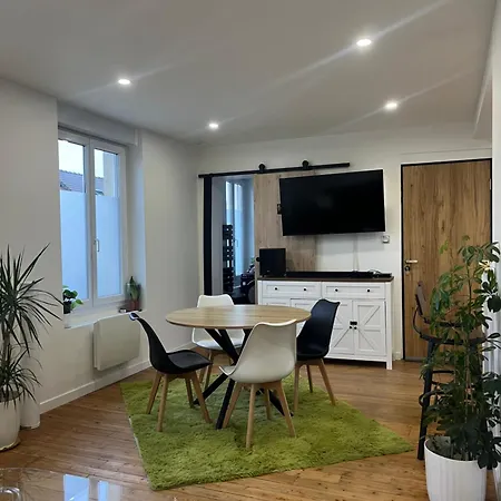 Appartement Rénové à Neuf Centre Gare Lestroishorizons Gisors