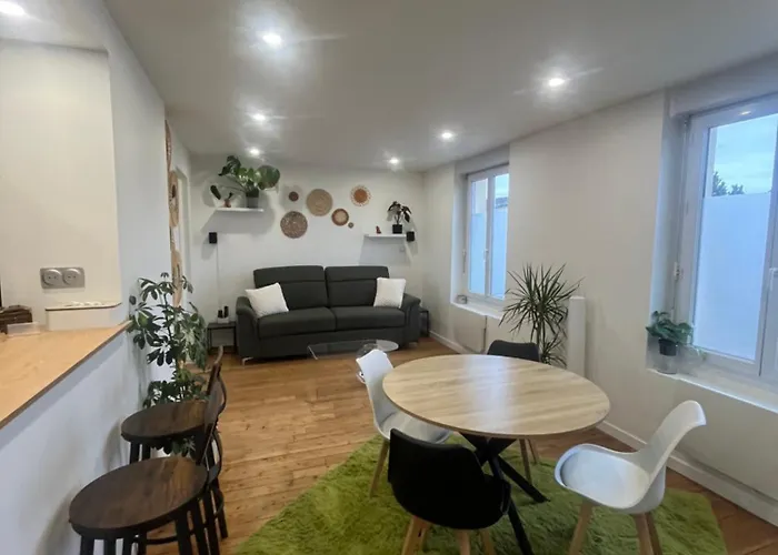 Rénové à Neuf Centre Gare Lestroishorizons *