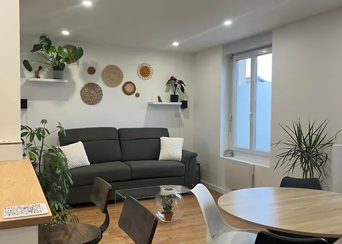 Rénové à Neuf Centre Gare Lestroishorizons Apartamento Gisors